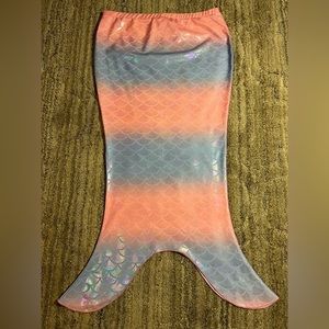 Heart & Harmony Mermaid‎ Skirt Girl